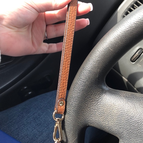 Michael Kors Continental Wallet! - Picture 3 of 3